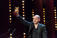 Gewinner des goldenen Bären Nadav Lapid (Regisseur) auf der Bühne bei der Verleihung auf der 69. Berlinale am 16.02.2019 im Berlinale Palast in Berlin