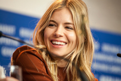 Sienna Miller auf der PK der Berlinale für den Film "The Lost City Of Z" am 14.02.2017